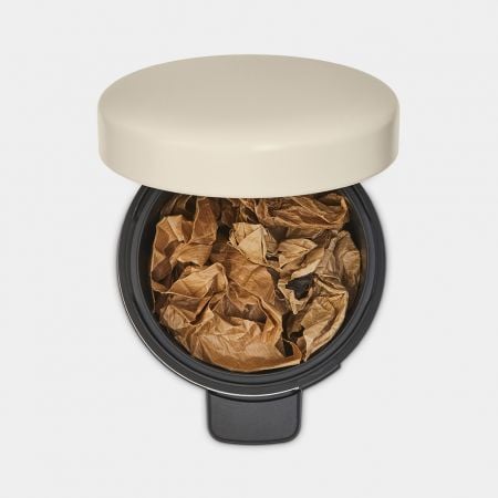 Brabantia Newicon pedalspand 3 ltr. Beige