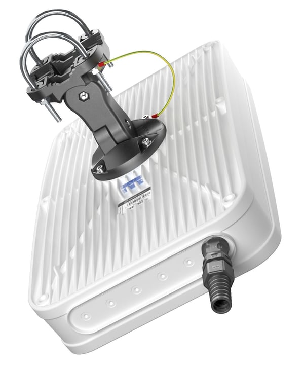 QuWireless QuMax Omni A500MO 5G-antenni 4 dBi Teltonika TRB500:lle