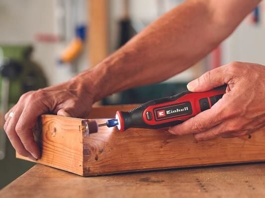 Einhell TE-MT 7.2 Li batteridrevet slipe- og graveringsverktøy, 57 stk.