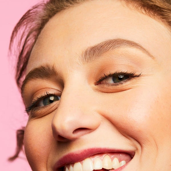 Benefit Gimme Brow+ Brow-Volumizing Fiber Gel - Dame - 3 gr # 01 Light