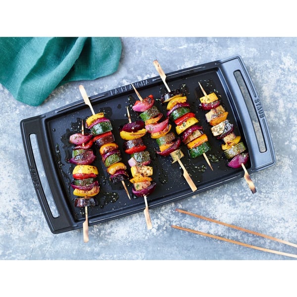 Staub Pans, Suorakulmainen, musta, -20 °C, 260 °C, valurauta, Keraaminen, Kaasu, Halogeeni, Induktio, Sinetöity levy