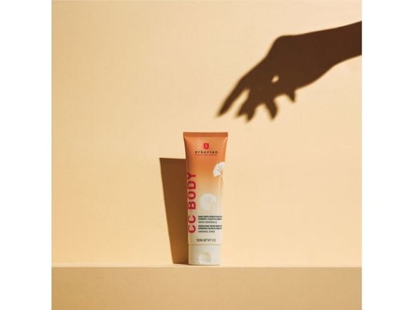 Erborian CC Body - Perfecting tinted body cream, Naisten, Kosteuttava, 120 ml, Tuubi, Rasva (aine), Etelä-Korea