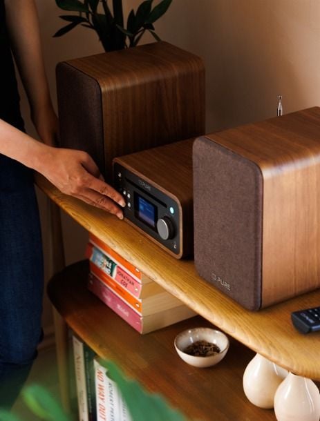 PURE Classic Stereo Mini stereoanläggning DAB+/FM Bluetooth CD USB, brun/valnöt