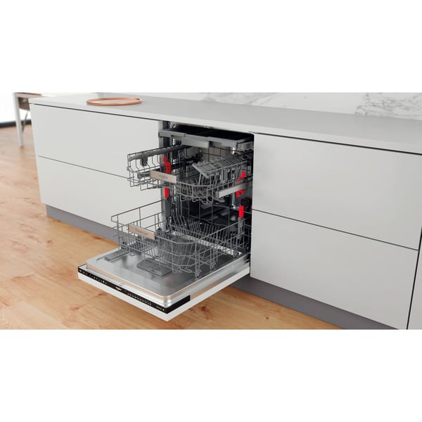 Whirlpoolin sisäänrakennettu astianpesukone WIO 3P33 PL