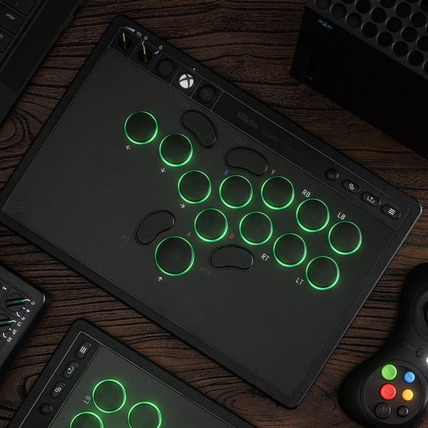 8BitDo arkadekontroller for Xbox/PC, svart