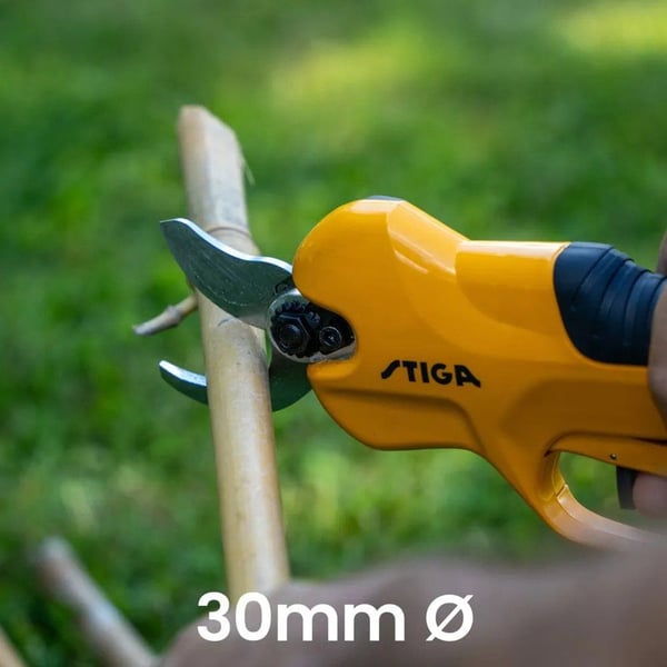 STIGA SP 100 Combo KIT - håndsag + grensaks 20V - inkl. 2Ah batteri og lader