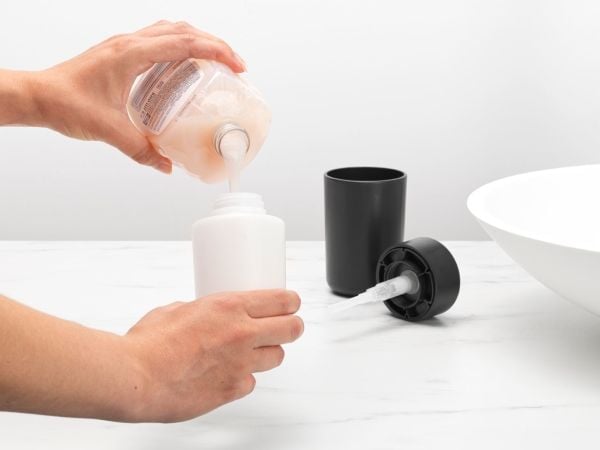 Tvål-/sæbepump Brabantia ReNew badrum antracit