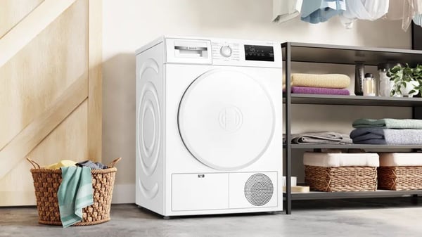 Bosch WTH83004, Frittstående, Frontmatet, Kondensasjon, Hvit, Knapper, Berøringskontroll, 112 l