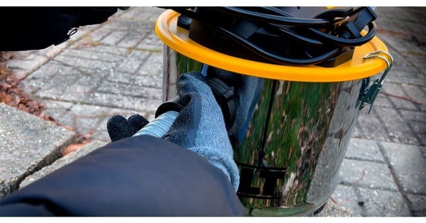 DeWalt pölynimuri DXV15A 15L Tuhkaimuri 600W kPa 14 - Harjattu teräs