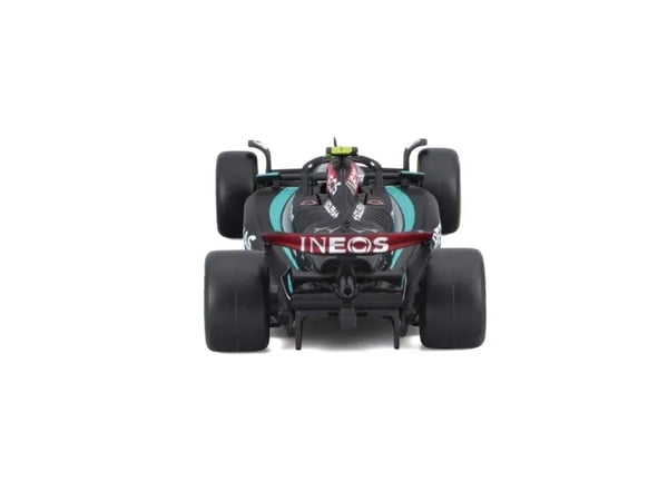 BBU 1:43 Mercedes-AMG Petronas F1 W15 38209_44
