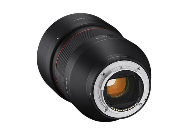 Samyang AF 85mm F1.4 FE -objektiivi, Sony E -kiinnitys, musta