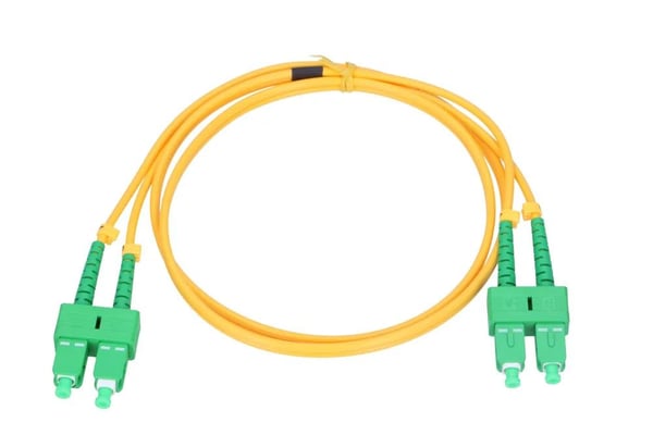 Extralink - Patchkabel - SC/APC enkelttilstand (han) til SC/APC enkelttilstand (han) - 2 m. - 3 mm - fiberoptik - duplex - G.652D
