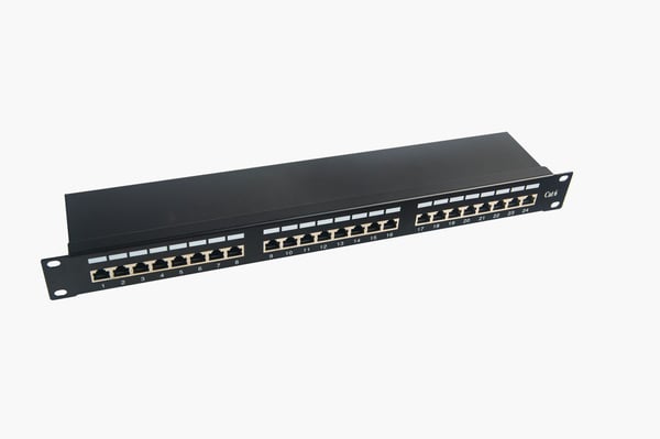 MicroConnect - Koblingspanel - CAT 6 - FTP - svart - 19" - 24 porter