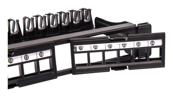 Techly I-KS PP-24-DEN, RJ-45, U/UTP (UTP), Rackmontering, 1U, Svart, -40 - 68 °C