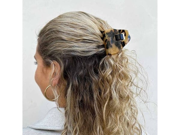 invisibobble Leo Hair Clip EVERCLAW for Women and Girls Non-Slip Leopard Hair Clip Hair-Friendly