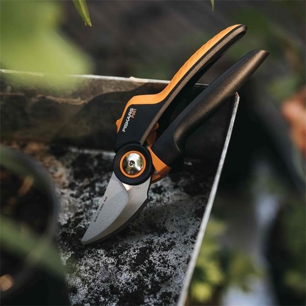 Fiskars X-Series P961 - Pruner - FiberComp - Long