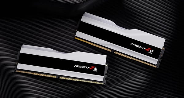 G.Skill Trident Z5 RGB - DDR5 - Sarja - 48 Gt: 2 x 24 Gt - DIMM 288-PIN - 8400 MHz / PC5-67200 - CL40 - 1,4 V - puskuroimaton - on-die ECC - valkoi...
