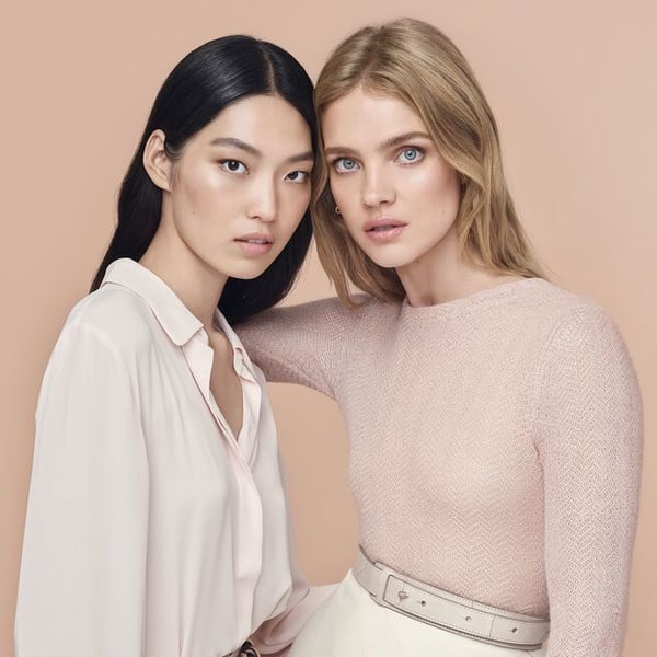 Guerlain flytande foundation med kall underton, Très Clair Rosé nr 01C