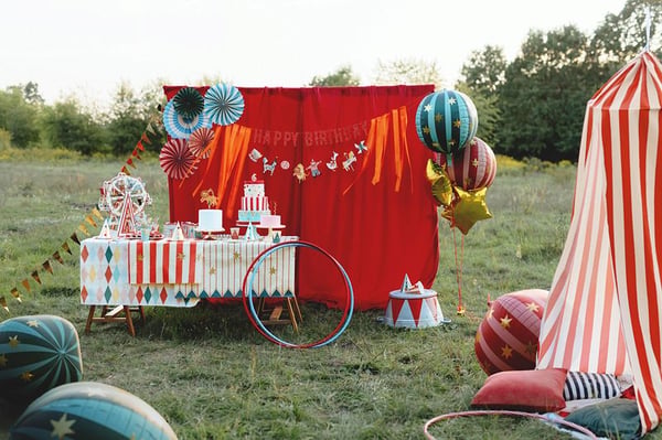 PartyDeco OBP7, Rektangulær, Papir, Rød, Gull, 1 stykker, 1200 mm, 1800 mm