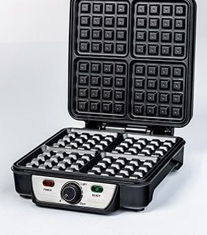 Ravanson GR-7030 vohvelirauta 4 vohvelia/vohveleita 1100 W Musta