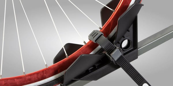 BUZZ RACK BUZZRACER 4 - Pyöräteline 4 pyörälle