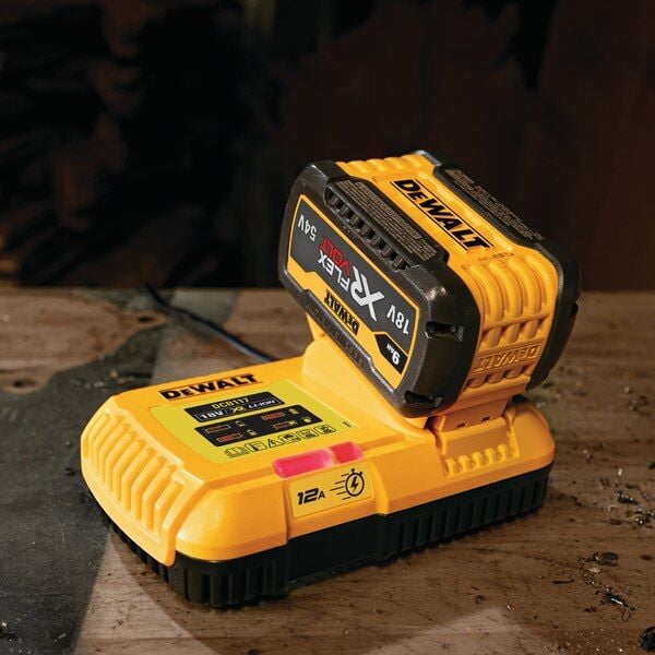DeWALT DCB117-QW, Batteriladdare, 18 V, DeWalt, Svart, Gul, 12 A
