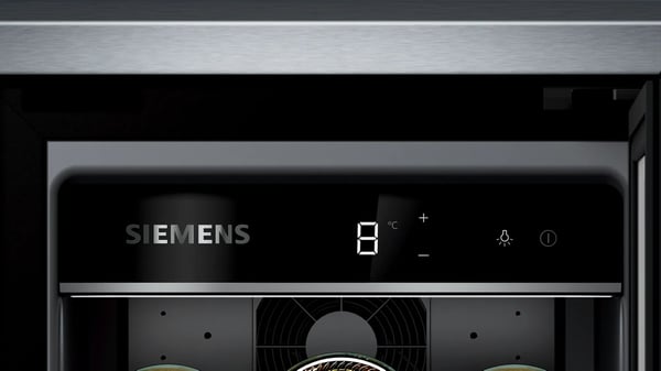 Siemens iQ500 KU20WVHF0 Vinkjøleskap med glassdør 82 x 30 cm. - Opptil 21 flasker - 38 dB