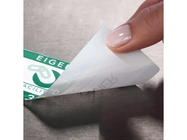 Avery Durable Heavy Duty L4775 - Polyester - permanent selvklebende - hvit - A4 (210 x 297 mm) 100 etikett(er) (100 ark x 1) etikett(er)