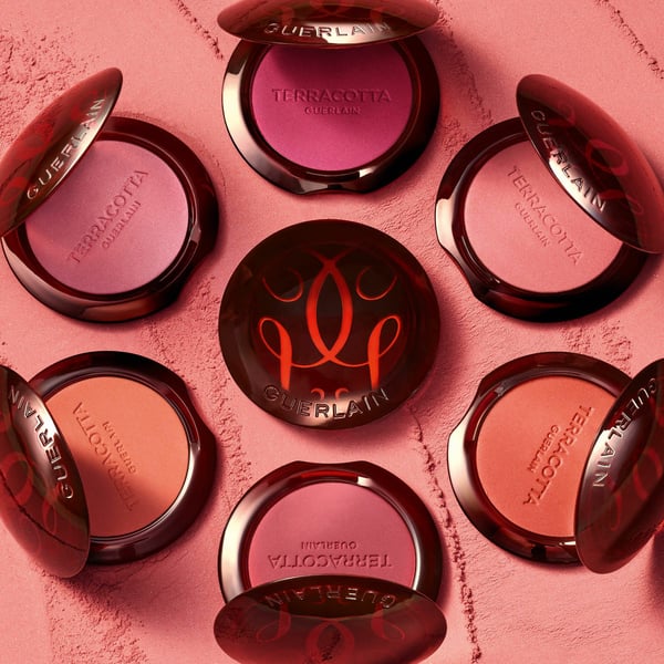 Guerlain Terracotta puuteriposkipuna 04 tumma pinkki terve luonnonhehku 5 g