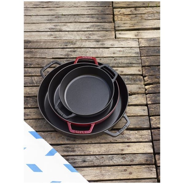 Staub 40511-659-0, Pyöreä, musta, Emali, -20 °C, 260 °C, valurauta