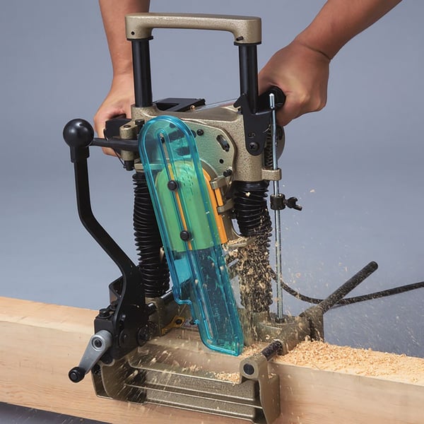 MAKITA Chain Mortiser 7104L 1.140W