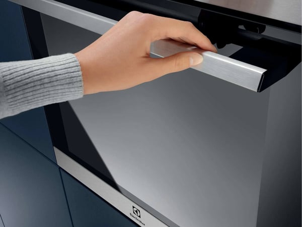 Electrolux EOF3H40X inbyggnadsugn 72 L, klass A, svart/rostfritt stål