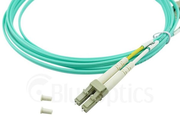BlueOptics© Duplex fiberoptisk patchkabel, LC-UPC/SC-UPC beige, 15 meter, multimode G50/125µm, OM3, inngangsdemping: mindre enn 0,2dB, merkefiber, ...