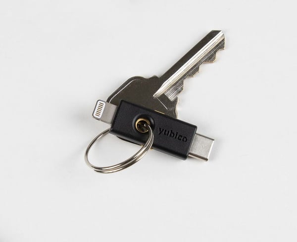 Yubico YubiKey 5Ci - USB-C/lyhyt turva-avain - Yubico YubiKey 5Ci - USB-C/lyhyt turva-avain