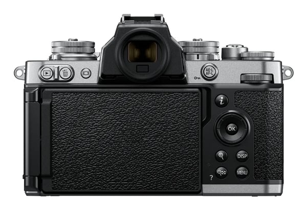 Nikon Z fc systemkamera 20,9 MP + NIKKOR Z 28mm f/2.8 (SE)-objektiv svart/silver