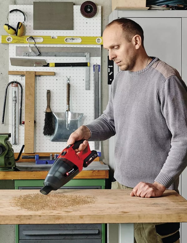 Einhell TE-VC 18 Li - Solo, Kuiva, Pussiton, Musta, Punainen, 0,54 L, Muovi, Akku - SOLO