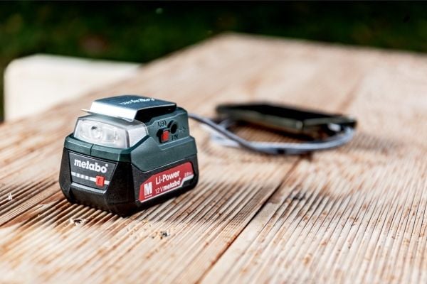 Metabo PowerMaxx PA 12 LED-USB, Batterilader, Lithium-Ion (Li-Ion), 12 V, Metabo, Sort, 2 A