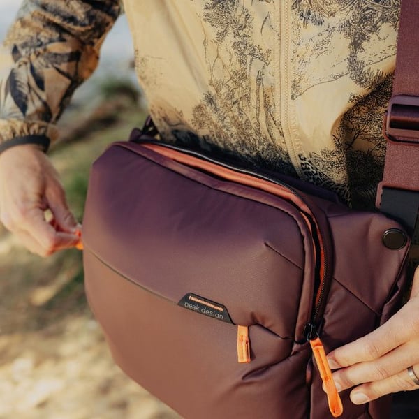 Peak Design Everyday, Sling-reppu, Mikä tahansa tuotemerkki, Olkahihna, Notebook-lokero, Burgundi