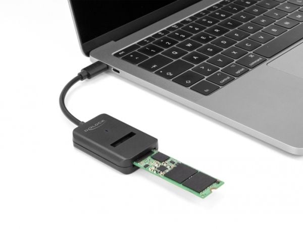 DELOCK Combo Konverter für M.2 NVMe PCIe/SATA SSD mit USB-C -muunnin DELOCK Combo Konverter für M.2 NVMe PCIe/SATA SSD mit USB-C