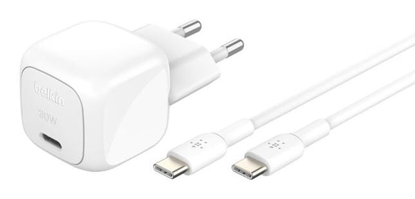 Belkin BoostCharge - Strömadapter - Kompakt - 30 Watt - Power Delivery 3.1 (24 pin USB-C) - på kabel: USB-C - med USB-C-kabel (1 m)