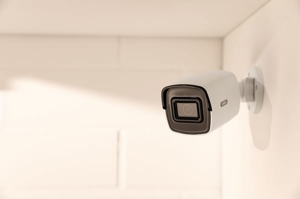 ABUS-kokonaispaketti, jossa 2 PoE Mini Tube -kameraa + tallennin TVVR36423T LAN IP-valvontakamerapaketti 1920 x 1080 pikseliä