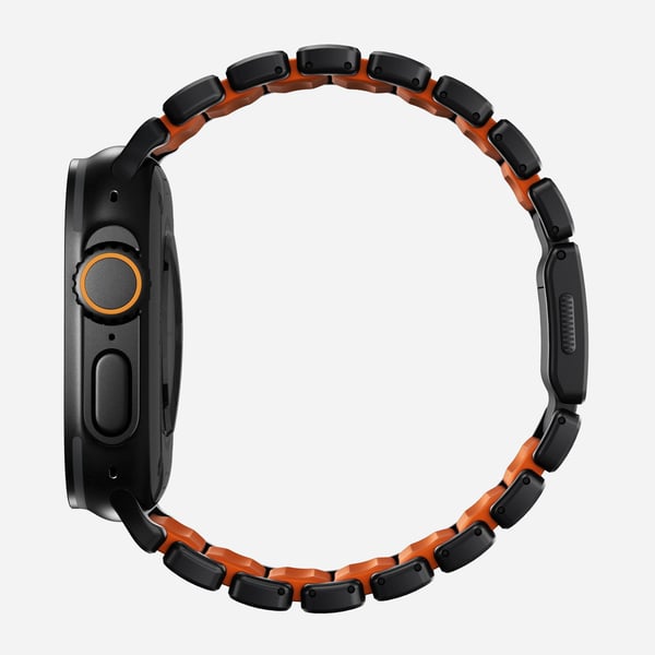 Nomad Stratos Apple Watch -ranneke, 49 mm, titaani/FKM, musta/oranssi