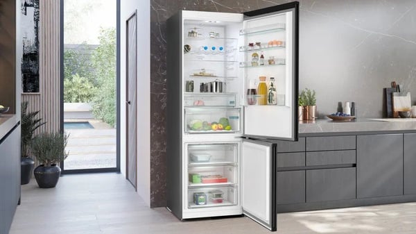 Siemens iQ300 Kjøle/fryseskap 203 x 70 cm. - BlackSteel