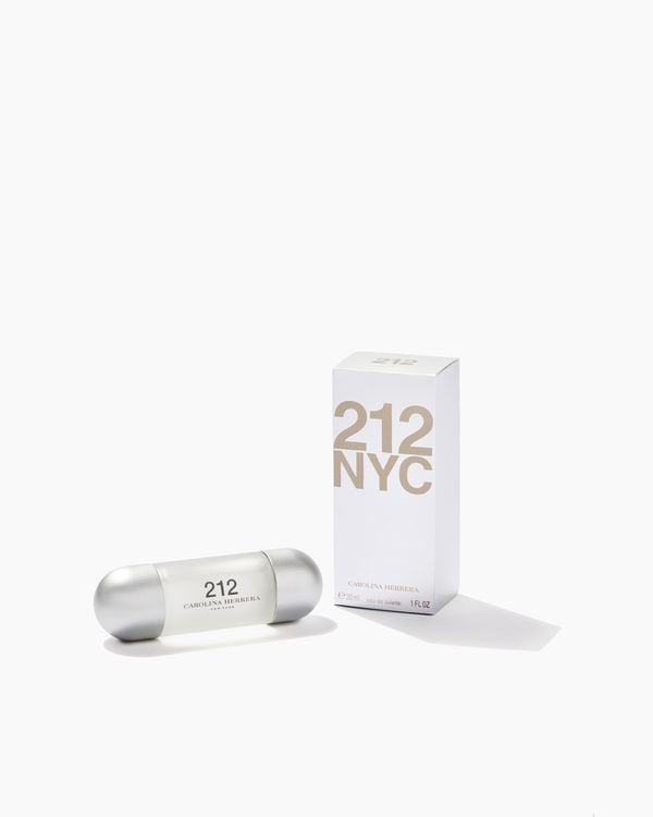 Carolina Herrera 212 Woman Eau De Toilette Spray 30ml