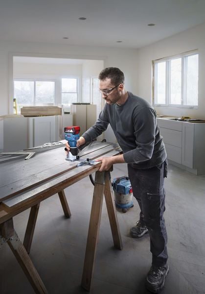 Bosch GLF 18V-8, Svart, Blå, 30000 RPM, 6, 6.35 (1/4"), 8 (5/16"), 10000 RPM, 89 dB, 81 dB - SOLO