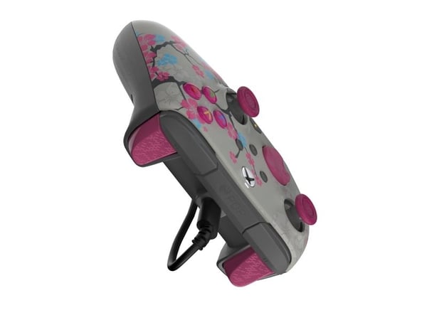 PDP Rematch - GLOW Advanced - spelkontroll - kabelansluten - körsbärsblomfärgad - för Microsoft Xbox Series S, Microsoft Xbox Series X, Microsoft X...