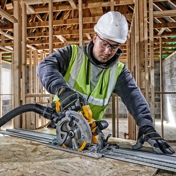 DEWALT 18 V XR rundsav DCS572N-XJ - SOLO