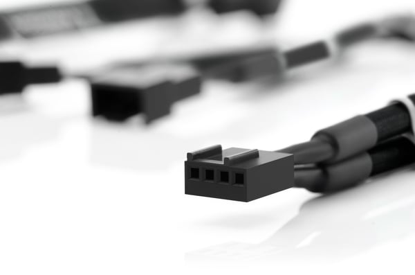 Noctua NA-SYC1 4-polig PWM Y-kabel, 4-polig hona till 2 x 4-polig hane, 2-pack