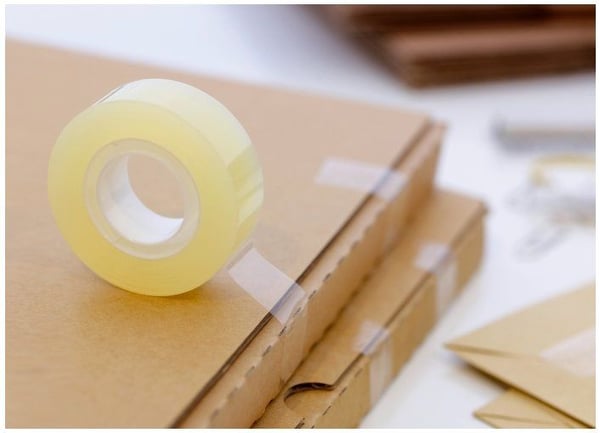 3M Scotch Adhesive Film 550, transparent, 19 mm x 33 m kärndiameter: 25 mm, hög vidhäftningsstyrka (5501933)