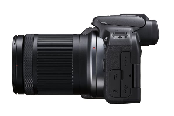 Canon EOS R10 peilittömä kamera, 24,2 MP, APS-C, RF-S 18–150 mm IS STM -objektiivi